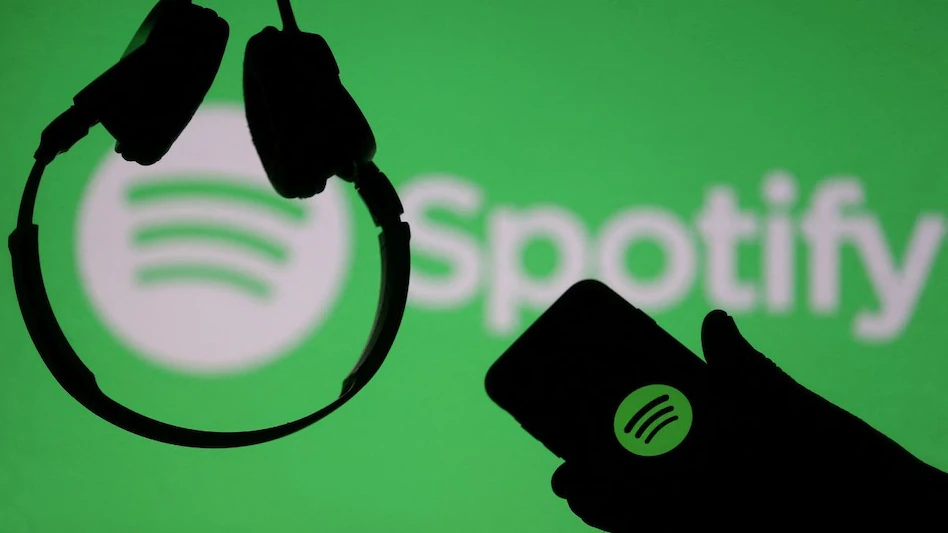 人工智能生成的翻唱歌曲登上Spotify全球排行榜，引发音乐行业担忧